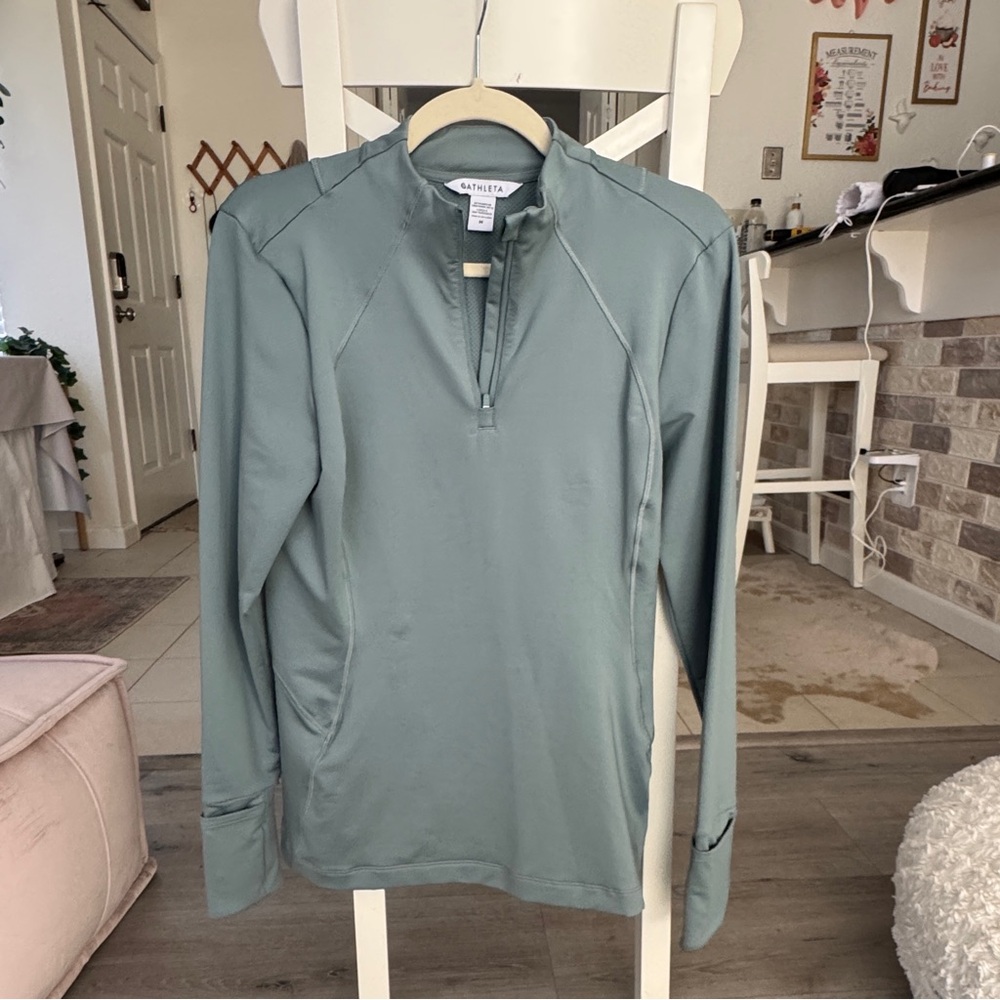 Athleta Whistler Moc Neck Half Zip - Women’s Medium - Light Green